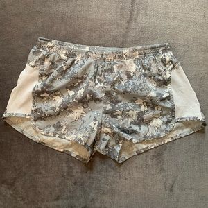 OLD NAVY WORKOUT SHORTS